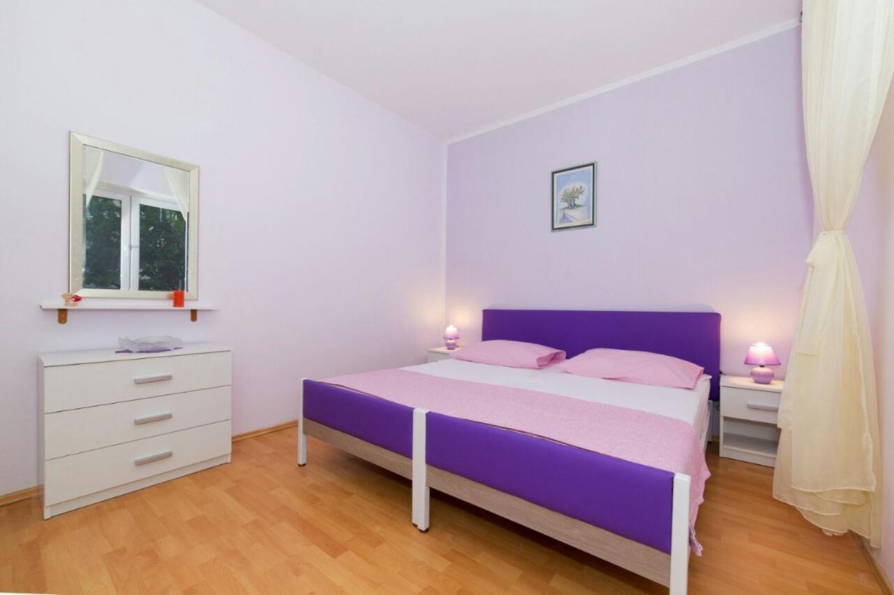 Beautiful Apartment In Center Of Трогир Экстерьер фото