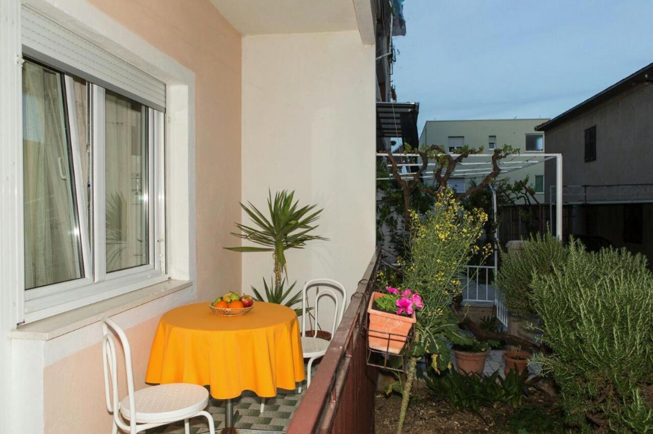 Beautiful Apartment In Center Of Трогир Экстерьер фото